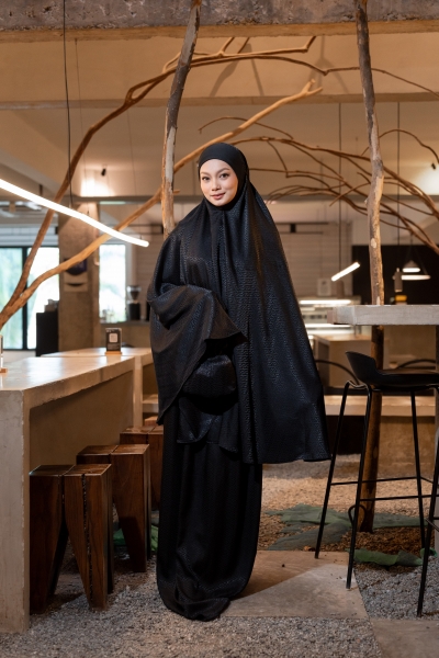 Telekung Aluna Deep Black